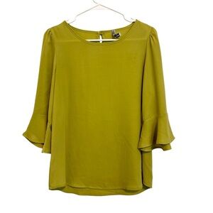 2/$15 Yahada - Yellowish Green 3/4 Sleeve Length Blouse w/ Flared Sleeves